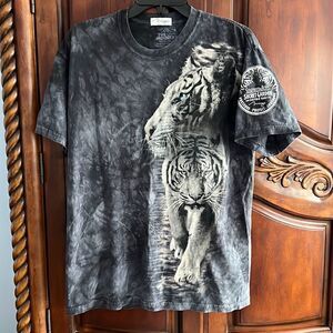 Mirage Las Vegas- The Mountain tee shirt - size M